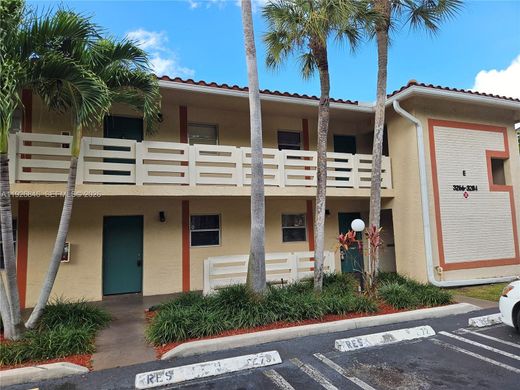 Wohnkomplexe in Coral Springs, Broward County