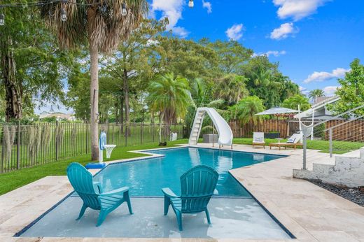 Villa Tamarac, Broward County