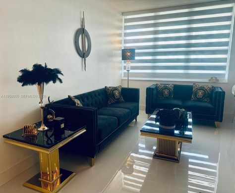 Residential complexes in Miami Beach, Miami-Dade