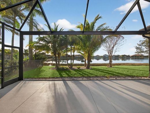 Villa Port Saint Lucie, Saint Lucie County