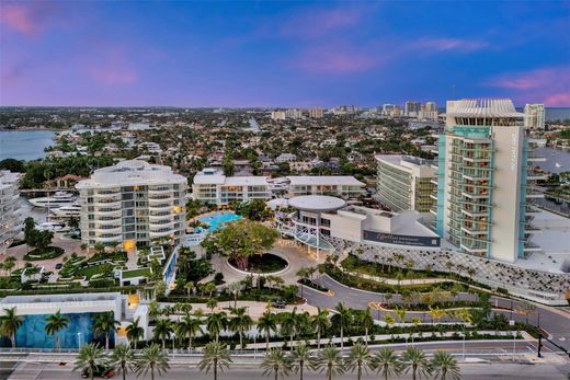 Residential complexes in Fort Lauderdale, Broward County