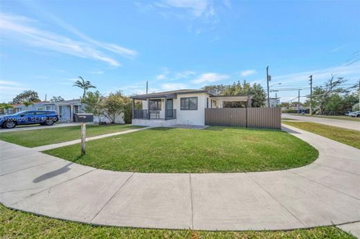 Villa in Miami, Miami-Dade County
