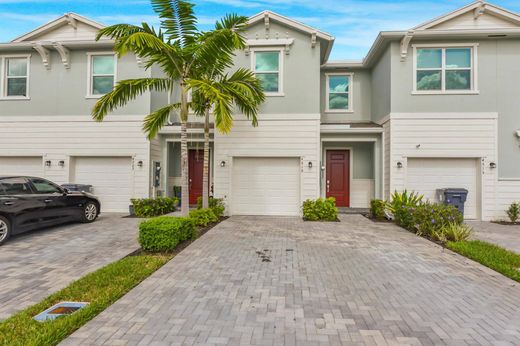 ‏בית בעיר ב  Lake Worth, Palm Beach County