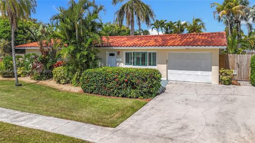Villa in Lighthouse PT, Broward County