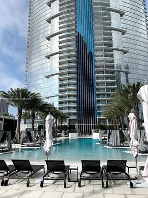 Residential complexes in Miami, Miami-Dade