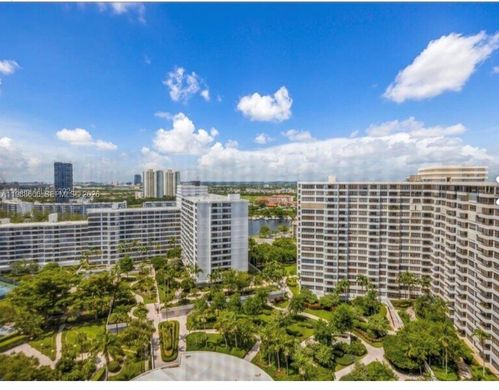 Edificio en Hallandale Beach, Broward County