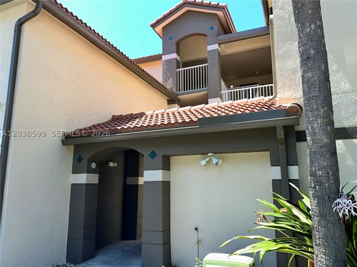 Residential complexes in Hollywood, Broward County
