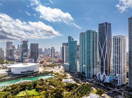 Komplex apartman Miami, Miami-Dade County
