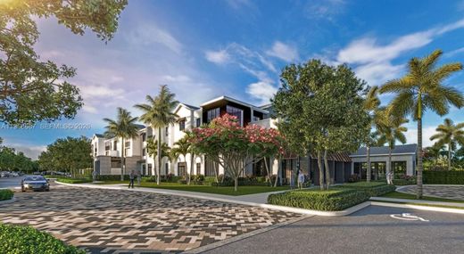 Residential complexes in Boynton Beach, Palm Beach