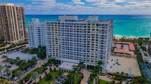 Komplex apartman Bal Harbour, Miami-Dade County