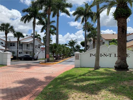 تاون هاوس ﻓﻲ ميامي، فلوريدا, Miami-Dade County