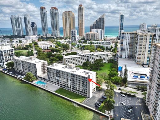 Komplex apartman Sunny Isles Beach, Miami-Dade County