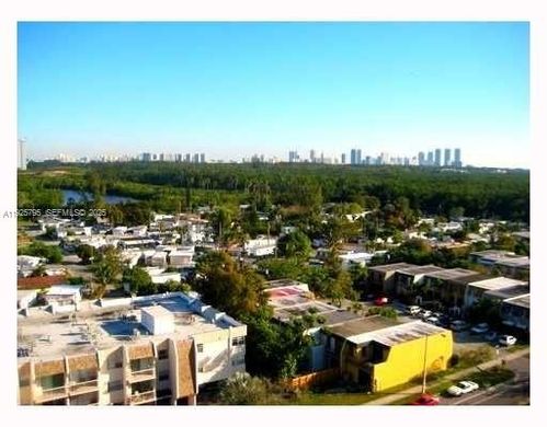 Κτίριο σε North Miami, Miami-Dade County