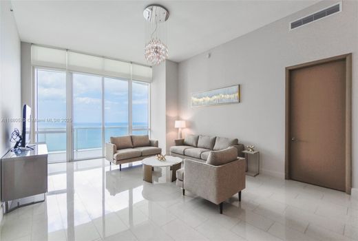 Wohnkomplexe in Sunny Isles Beach, Miami-Dade County