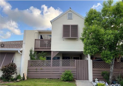 타운 하우스 / Margate, Broward County