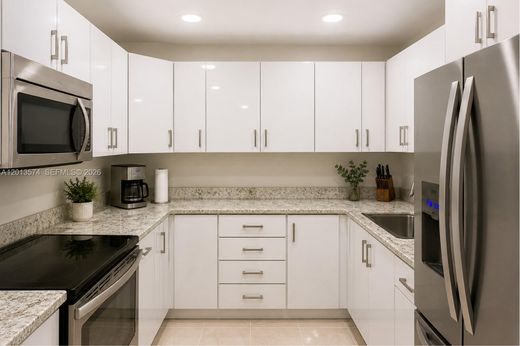 Complesso residenziale a Miami, Miami-Dade County