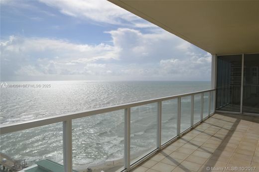 Κτίριο σε Sunny Isles Beach, Miami-Dade County