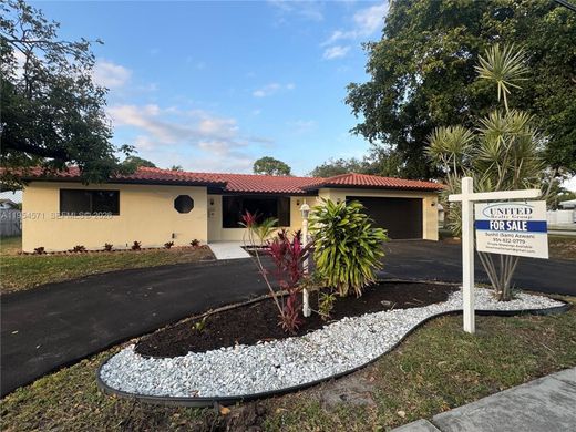 Villa in Deerfield Beach, Broward County