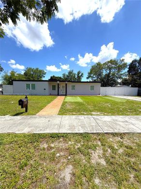Villa in Miami Gardens, Miami-Dade