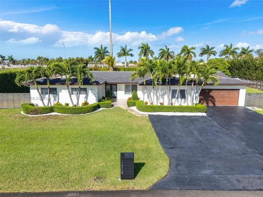 Villa - Miami, Miami-Dade County