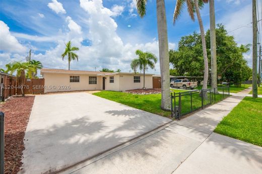 Villa in Davie, Broward County