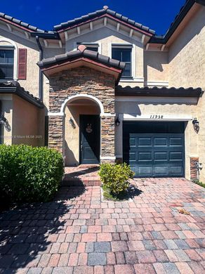 타운 하우스 / 마이애미, Miami-Dade County