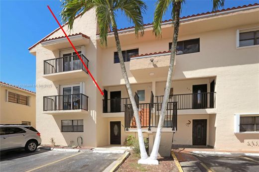 Townhouse in Hialeah, Miami-Dade