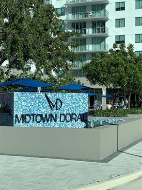 Complesso residenziale a Doral, Miami-Dade County