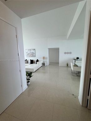 Wohnkomplexe in Sunny Isles Beach, Miami-Dade County