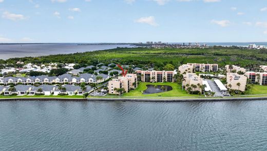 Wohnkomplexe in Jensen Beach, Martin County