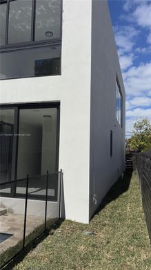 Villa in Miami, Miami-Dade County