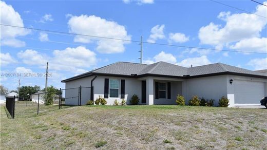 Villa - Cape Coral, Lee County