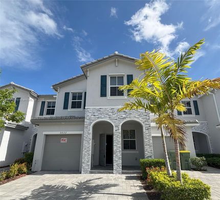 Homestead, Miami-Dade Countyのタウンハウス