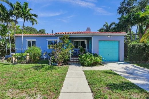 Villa in Miami Shores, Miami-Dade County