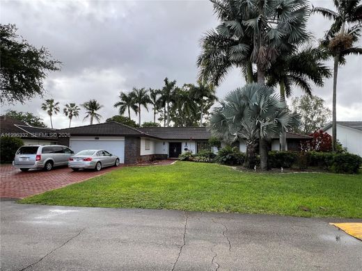 Villa - Hialeah, Miami-Dade County