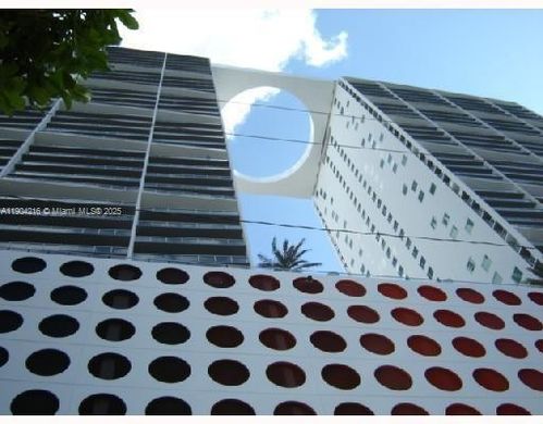 Kamienica w Miami, Miami-Dade County