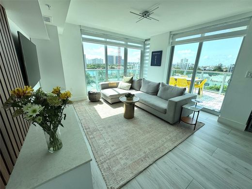 公寓楼  Bay Harbor Islands, Miami-Dade County