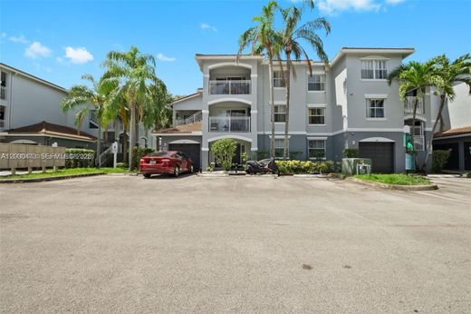 Residential complexes in Pembroke Pines, Broward County