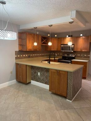 Townhouse in West Palm Beach, Palm Beach