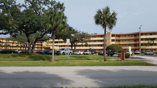 Residential complexes in Miami, Miami-Dade