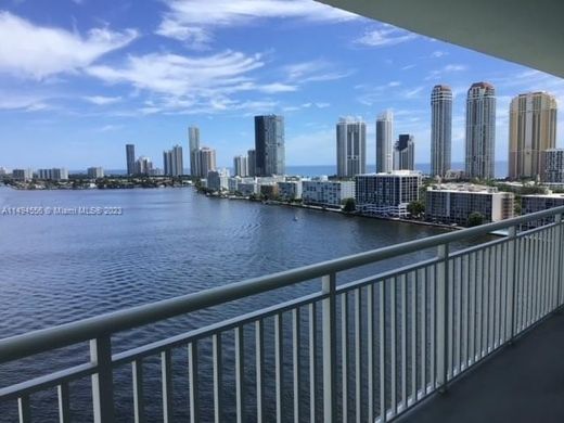 Жилой комплекс, Sunny Isles Beach, Miami-Dade County