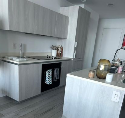 Residential complexes in Miami, Miami-Dade