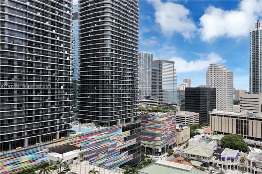 Residential complexes in Miami, Miami-Dade