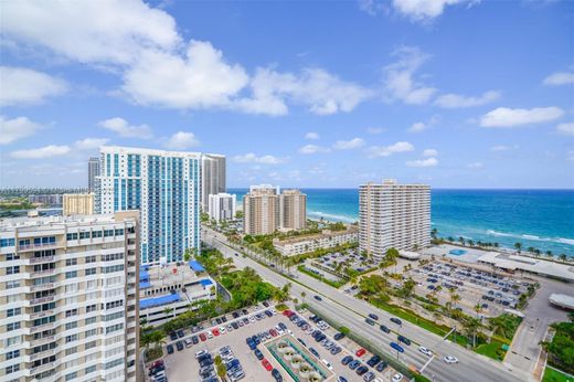 Complesso residenziale a Hallandale Beach, Broward County
