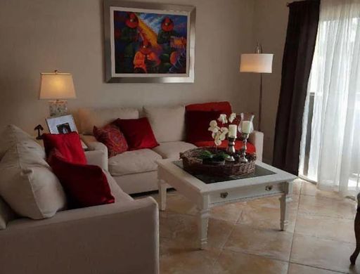 Wohnkomplexe in Royal Palm Beach, Palm Beach County