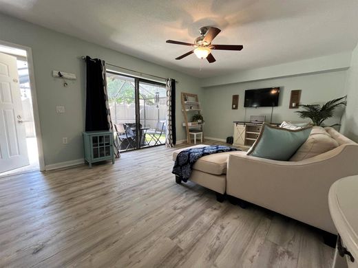 ウェストパームビーチ, Palm Beach Countyのタウンハウス