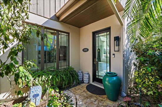 Townhouse in Jupiter, Palm Beach