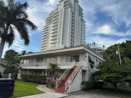 Residential complexes in West Palm Beach, Palm Beach