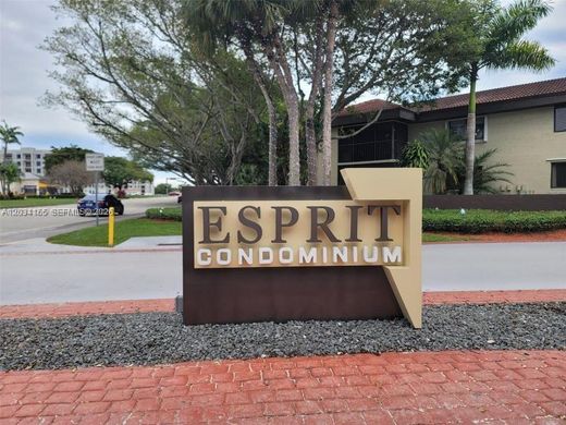Residential complexes in Miami, Miami-Dade