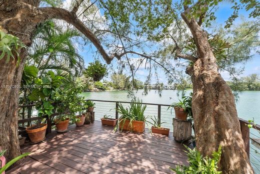 Townhouse in Miami, Miami-Dade